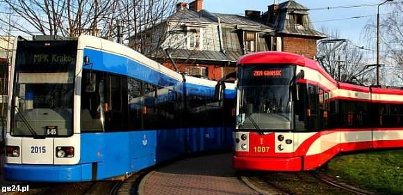 foto: Niskopodłogowe tramwaje Bombardier NGT6 dla Krakowa i Gdańska. Być może właśnie takimi wagonami pojadą w przyszłości szczecinianie. (www.psmkms.krakow.pl)